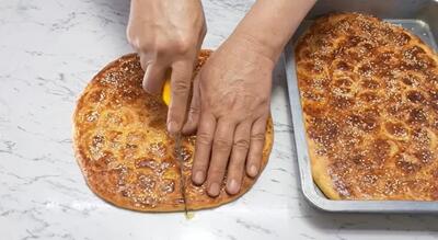  نان روغنی ساده: طرز تهیه نان روغنی خانگی ساده و خوشمزه با روش پخت