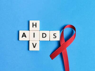  مرادی: ۴۰ میلیون نفر در جهان با HIV زندگی می کنند