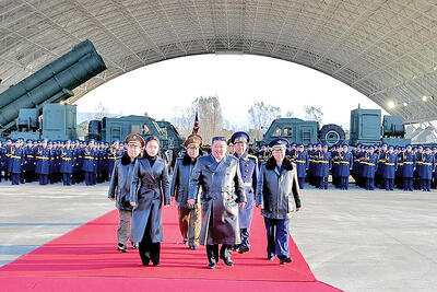  قدرت‌نمایی در آسمان پیونگ‌یانگ
