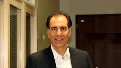  خانه مشترک بهنام تشکر؛ چیدمان متفاوت با ترکیب وسایل دکوری فراوان و لوستر ژاپنی!