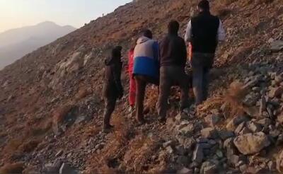  ویدیو؛ سقوط رضا امیرخانی هنگام پرواز با پاراگلایدر