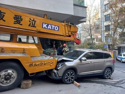  مرگ اپراتور جرثقیل در حادثه صبحگاهی خیابان شریعتی/ هشدار آتش‌نشانی درباره نواقص فنی و ایمنی جرثقیل‌ها