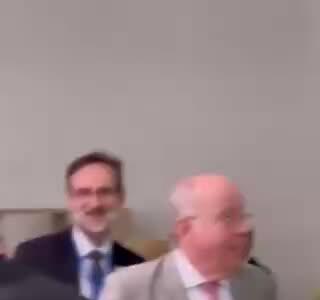  لحظه جالب برخورد رئیس جمهور برزیل با  رئیس سازمان بهداشت جهانی در نشست گروه G20