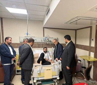  تصویر خاص از عیادت پزشکیان از سقاب اصفهانی - کلبه سرگرمی