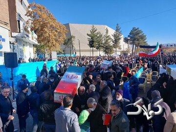  روزنامه اصولگرا: بعد از جنگ12روزه رادیکالها جای خدا نشسته اند و برای شهدای این جنگ تعیین تکلیف می کنند/ رسانه ملی هنوز دنبال ایده مخاطب 10درصدی است - مجله اینترنتی کولاک