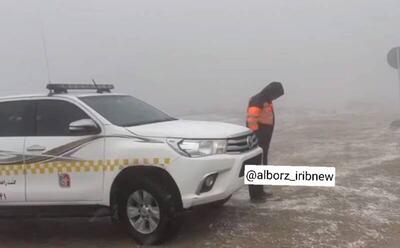 فیلم/ بارش برف در ارتفاعات هشتگرد طالقان