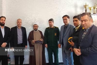 مسئولان صباشهر با حضور در حوزه بسیج از خدمات جهادی بسیجیان تجلیل کردند