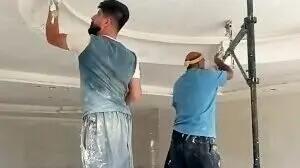  خلاقیت خنده دار اوستا بنای ایرانی برای بلند قدتر شدن حماسه‌ساز شد/ صدهزار آفرین به این مغز پر از ایده