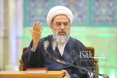  آیت الله فاضل لنکرانی: همه ارکان جامعه به قرآن عمل کنند