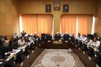  نشست اعضای کمیسیون فرهنگی مجلس شورای اسلامی با حضور مدیرعامل صندوق اعتباری هنر