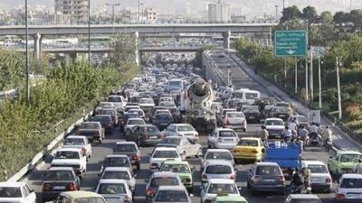  وضعیت تردد در معابر و بزرگراه‌های پایتخت؛ محدودیت تردد دارندگان پلاک فرد