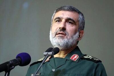  سنگ مزار شهیدان سردار حاجی‌زاده و سردار باقری + عکس