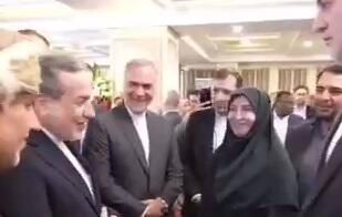  حضور عراقچی در مراسم روز ملی عمان
