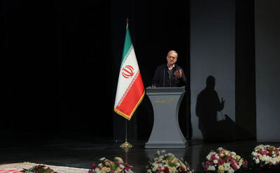  پزشکیان: با تهدید و امر و نهی نمی‌توان جامعه را تغییر داد؛ باید تفاوت‌ها را تحمل کنیم