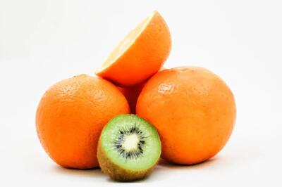  کیوی یا پرتقال : کدام ویتامین C بیشتری دارد؟