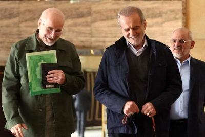  آقای پزشکیان، آقای قالیباف! مجله بخوانید