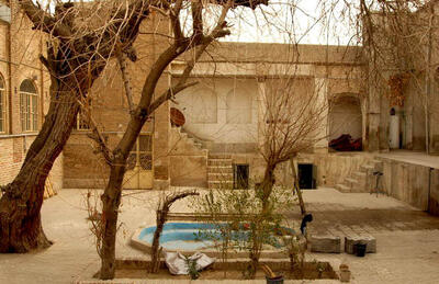  خانه‌ای در هفت تیر که عشق، همه جای آن را گرم کرده است