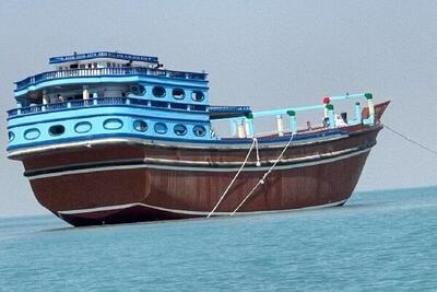  توقیف ۳ فروند شناور حامل کالای قاچاق در میناب