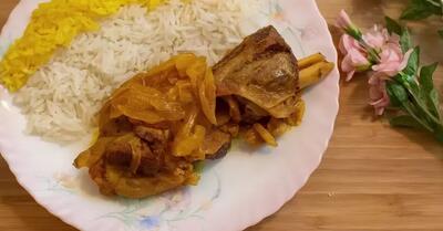  طرز تهیه چلو ماهیچه مجلسی با پیاز کاراملی | همراه با ترفند های رستورانی!