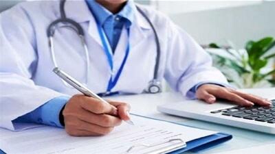  زیرمیزی گرفتن پزشکان به روایت عضو پیشین هیات مدیره نظام پزشکی تهران/ پزشک از خانمی که برای عمل آمده بود، گردنبند طلایش را زیرمیزی گرفت!