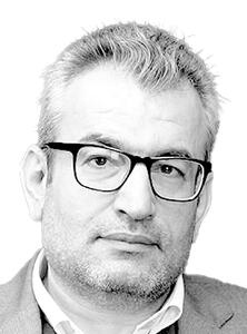  بررسی ساختار لجستیک ایران در بخش معدن