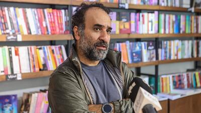  علاقه‌مندان رضا امیرخانی برای ملاقات به بیمارستان مراجعه نکنند