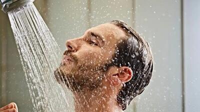  فواید و خطرات سرددرمانی؛ آیا دوش سرد همان تأثیر وان یخ را دارد؟