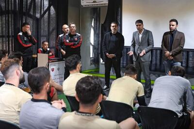  جلسه حدادی و خلیلی با بازیکنان پرسپولیس