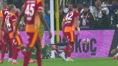  ویدئو: گریز معجزه‌آسای فنرباغچه؛ گل ۵+۹۰ تنور داربی استانبول را شعله‌ور کرد