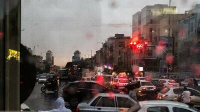  تداوم برخورد با تردد وسایل نقلیه سنگین و کامیون در پایتخت/ لغزندگی در معابر شمالی تهران