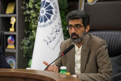  معاون استاندار قم: پژوهش بدون پیوند با صنعت اثربخش نیست