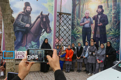  آرامگاه سردار جنگل میزبان مردم