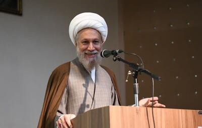  امام جمعه شیراز: فارس الگوی وحدت در کشور باشد/ ضرورت توسعه زیرساخت‌های ارتباطی
