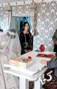  اهدای شاهنامه به عروس و داماد، اما نه در ایران! +عکس - مجله اینترنتی کولاک
