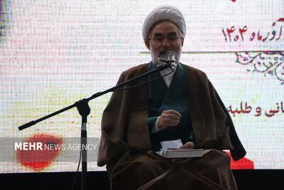  آیت الله فلاحتی: روحانیت در بیداری ملت ایران نقش بی‌بدیلی دارند