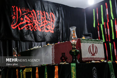  استقبال دانش‌آموزان مدارس هشت‌بندی از پیکر شهید گمنام