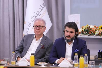  مدیرعامل هلدینگ فاخر: اکوسیستم باید به سمت شبکه‌سازی هوشمندانه حرکت کند - پیوست