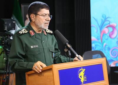  سردار شریف: شهید باکری نمونه‌ای کم‌نظیر از فرماندهی بر قلوب و عقلانیت در شجاعت است/ مردم سپاه را به واسطه عملکرد امثال باکری‌ها دوست دارند