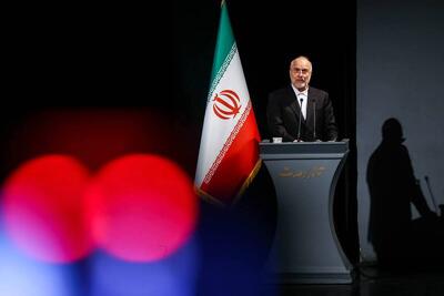  قالیباف: بیش از ۹۰ درصد پیشنهادات بودجه‌ای نمایندگان توسط بدنه دولت مطرح می‌شود که روش غلطی است و مربوط به این مجلس و آن مجلس نیست + فیلم