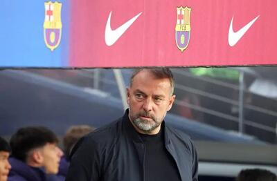  علت ناراحتی هانسی فلیک با وجود صدرنشینی بارسلونا چیست؟