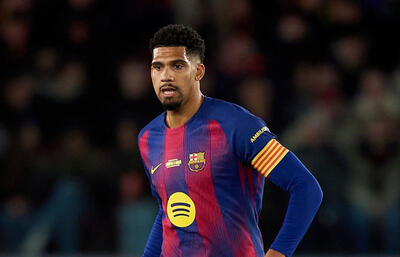  رونالد آرائوخو بدترین کاپیتان تاریخ بارسلونا است