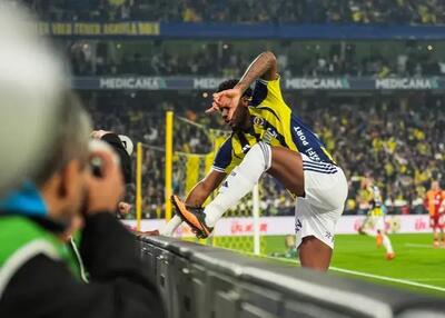  شادی گل زشت دوران، گالاتاسرای را به هم ریخت