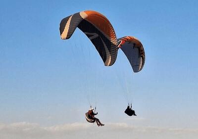  امیرخانی، داری گواهینامه معتبر پروازی نبود