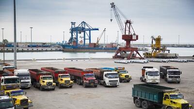  واردات بیش از ۲ میلیون و ۳۰۰ هزار تن کالا به کشور