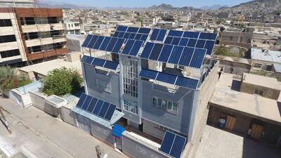  نیروگاه خورشیدی ۲۵ سال گارانتی تولید دارد/ هزینه ساخت هر مگاوات خورشیدی حدود ۳۲۰ هزار دلار است + فیلم