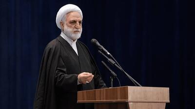  انتقاد رئیس قوه قضاییه از صدور احکام تمسخرآمیز برخی قضات