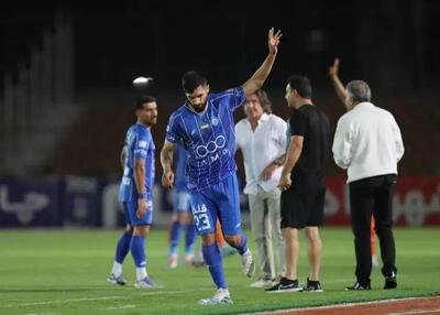  بمب زمستانی در راه است؟ بازیکن پرحاشیه استقلالی‌ها بین پرسپولیس و تراکتور