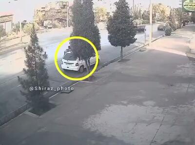 نجات معجزه‌آسای یک دختر از تصادف وحشتناک