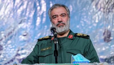  سردار فدوی، جانشین فرمانده کل سپاه: مقابله با دشمنان، به‌ ویژه آمریکا، از مهم‌ترین وظایف سپاه است/ اگر آمریکا امنیت ما را تهدید کند، با همه توان با آن‌ها برخورد خواهیم کرد