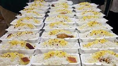  توزیع متفاوت نذری در خیابان‌های تهران حاشیه‌ساز شد